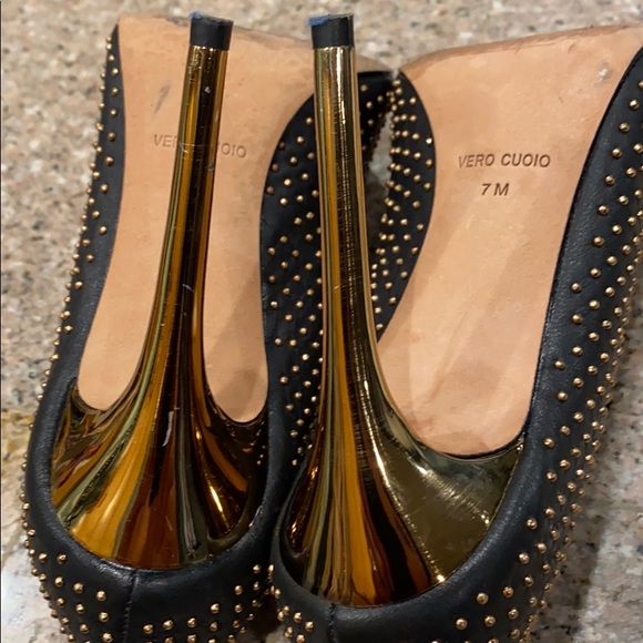 BCBG Max Azria Black heels with gold studs - Picture 9 of 14
